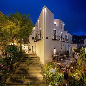 Palazzo Raho Suites